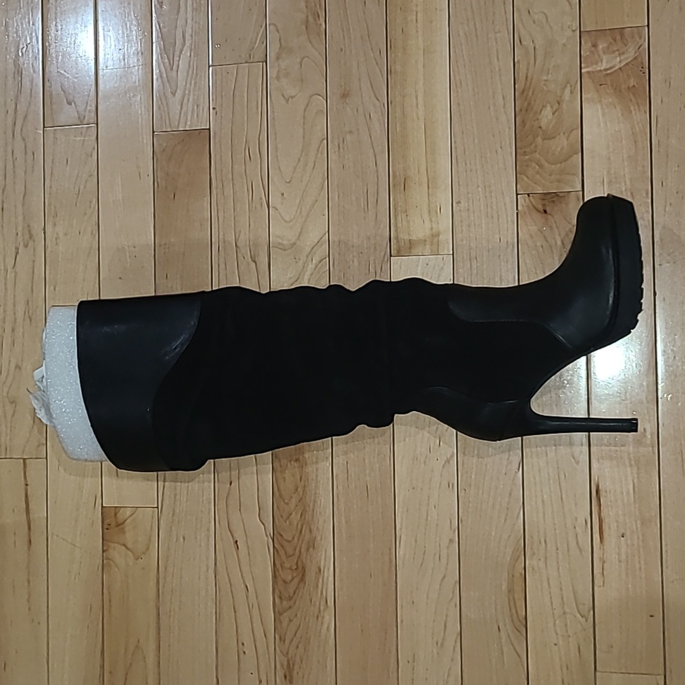 Jessica Simpson Vanessa Black Knee Boots